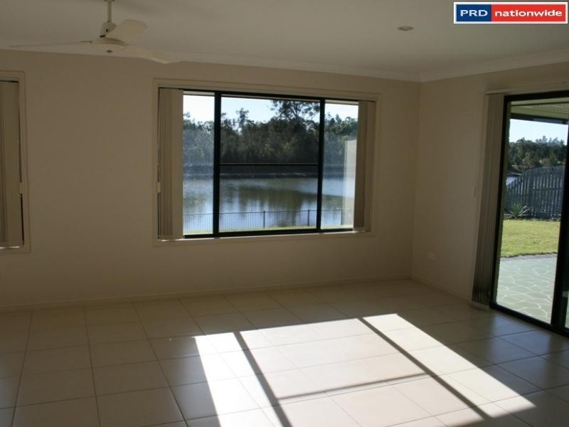 13 Lady Penrhyn Dr, Eli Waters QLD 4655