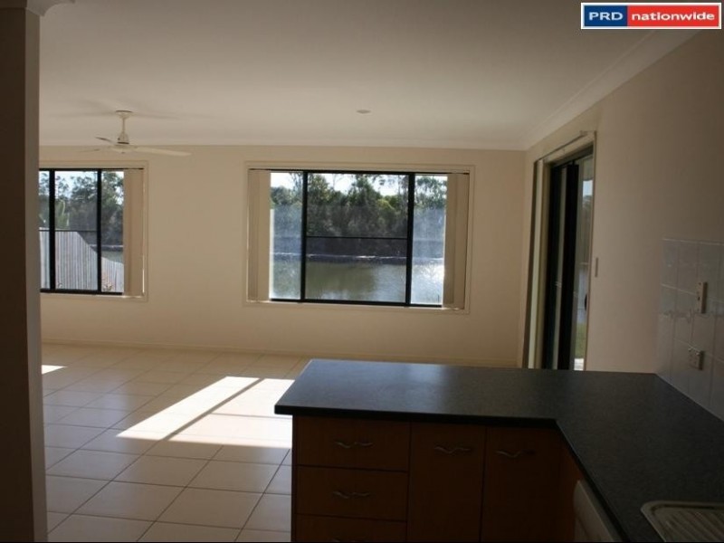 13 Lady Penrhyn Dr, Eli Waters QLD 4655