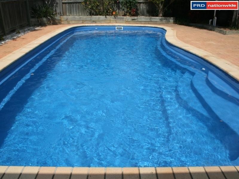 90  Bauhinia St, Kawungan QLD 4655