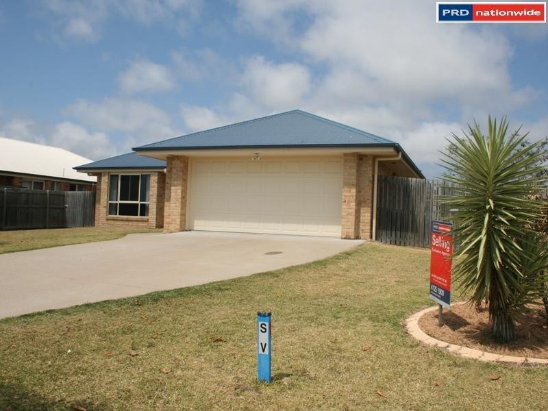 90  Bauhinia St, Kawungan QLD 4655