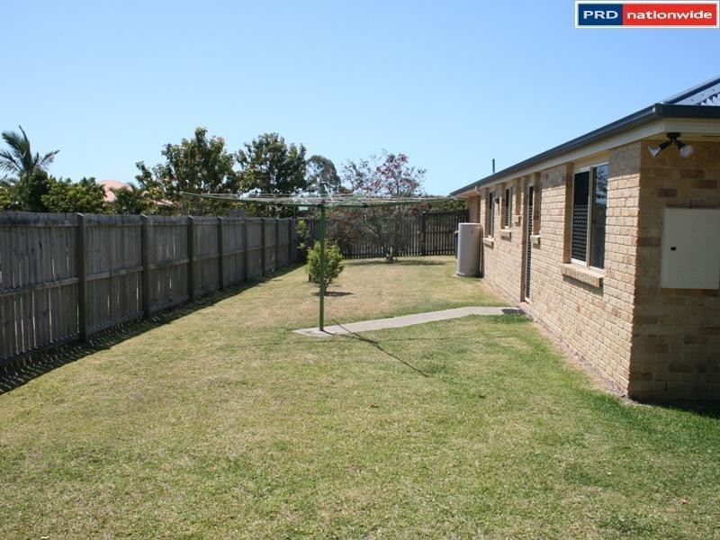 90  Bauhinia St, Kawungan QLD 4655