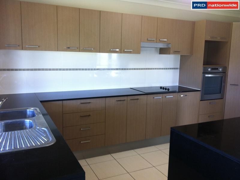 15 Fishburn Way, Eli Waters QLD 4655