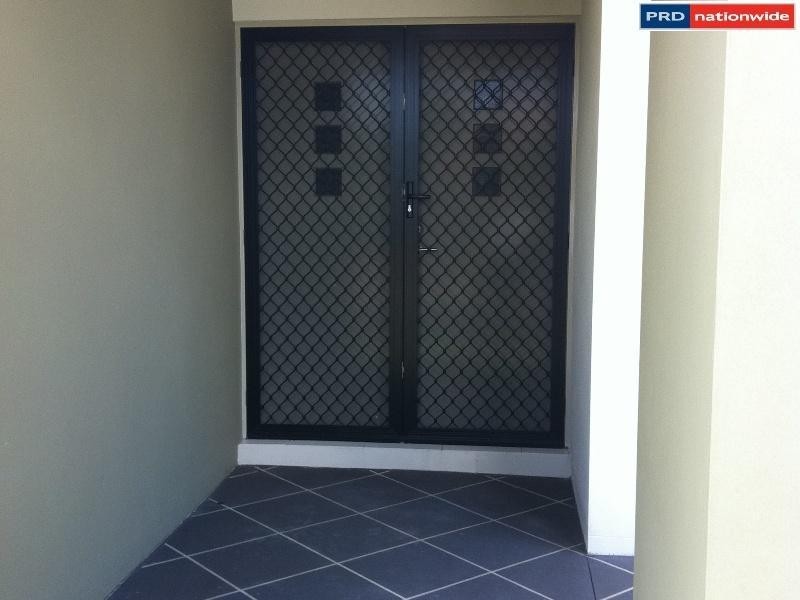 15 Fishburn Way, Eli Waters QLD 4655