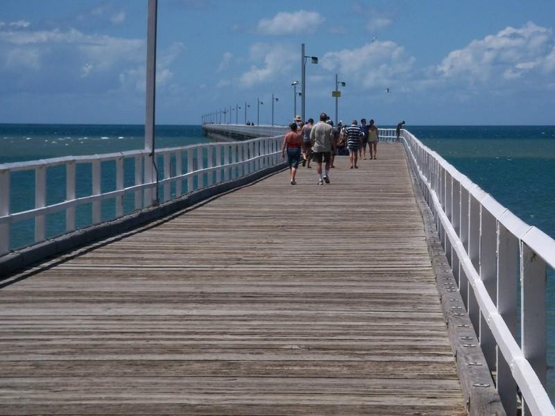 11 Hibiscus Street, Urangan QLD 4655