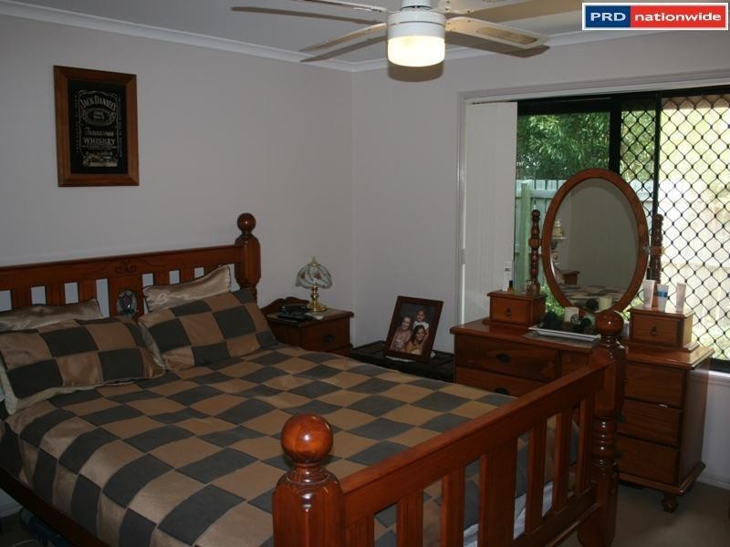 4 Trill Ct, Urangan QLD 4655