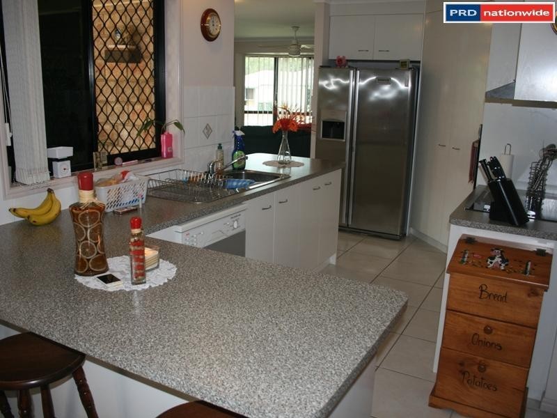 4 Trill Ct, Urangan QLD 4655