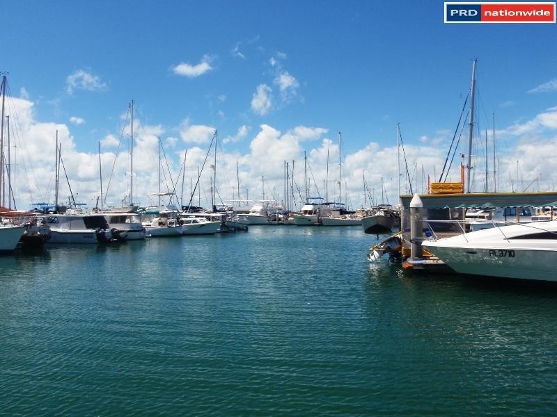 4 Trill Ct, Urangan QLD 4655