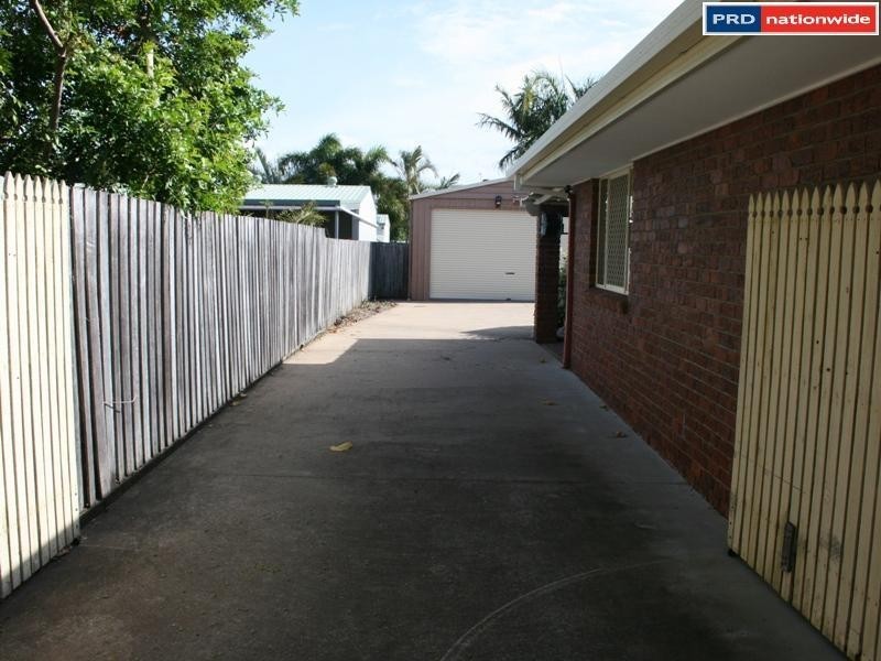 44 Brighton St, Point Vernon QLD 4655