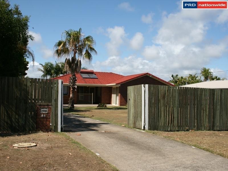 44 Brighton St, Point Vernon QLD 4655