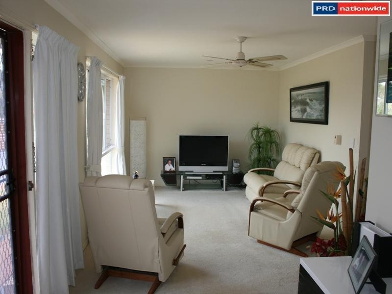 4 Swaney Court, Urangan QLD 4655