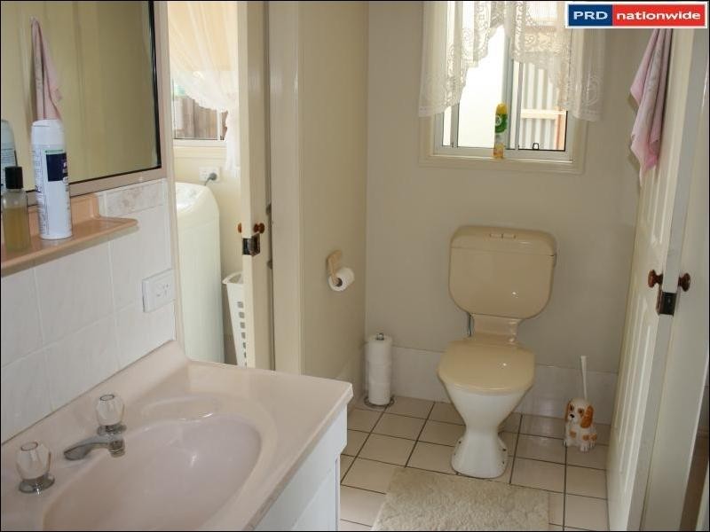 4 Swaney Court, Urangan QLD 4655