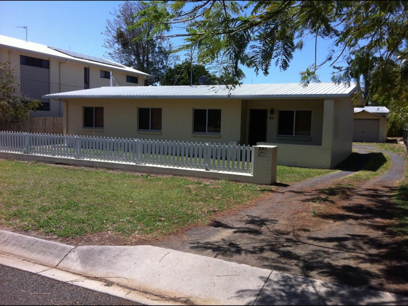 130 Cunningham St, Urangan QLD 4655