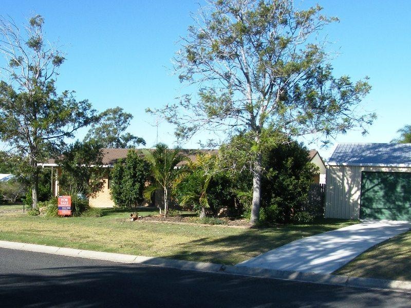 31  Park St, Urangan QLD 4655