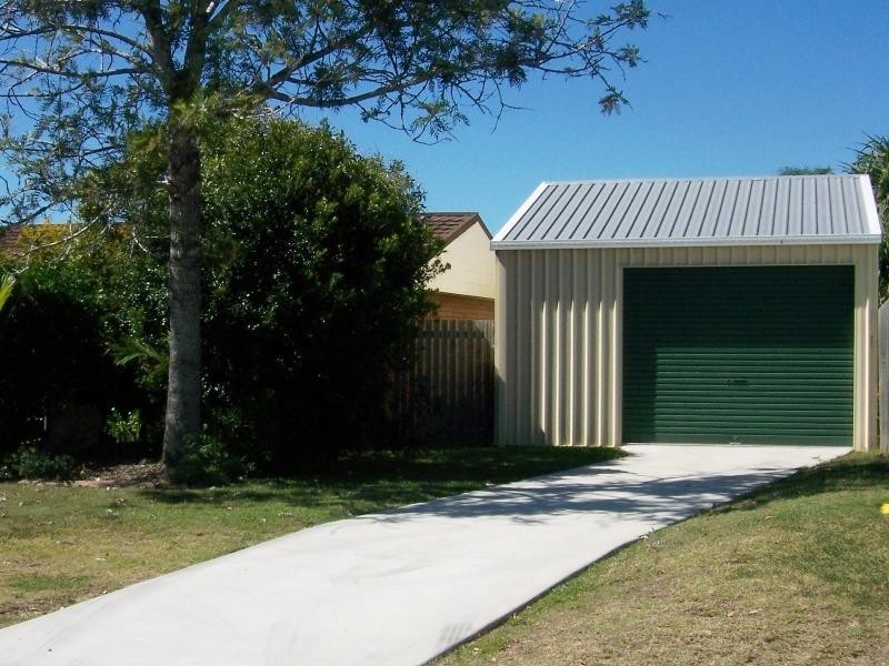 31  Park St, Urangan QLD 4655