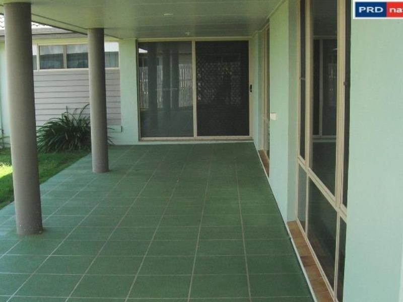 3 Lady Nelson Dr, Eli Waters QLD 4655