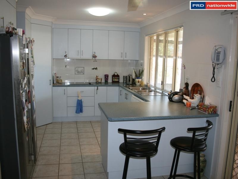 32 Oleander Ave, Scarness QLD 4655