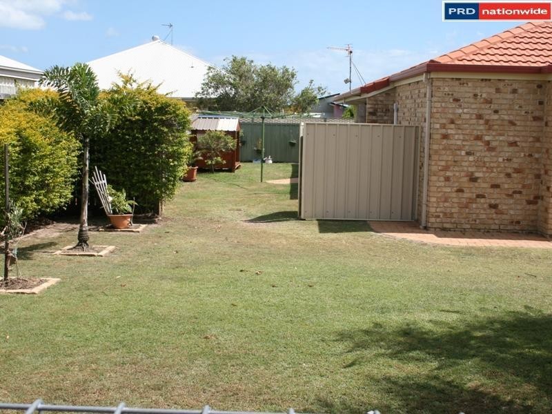 32 Oleander Ave, Scarness QLD 4655