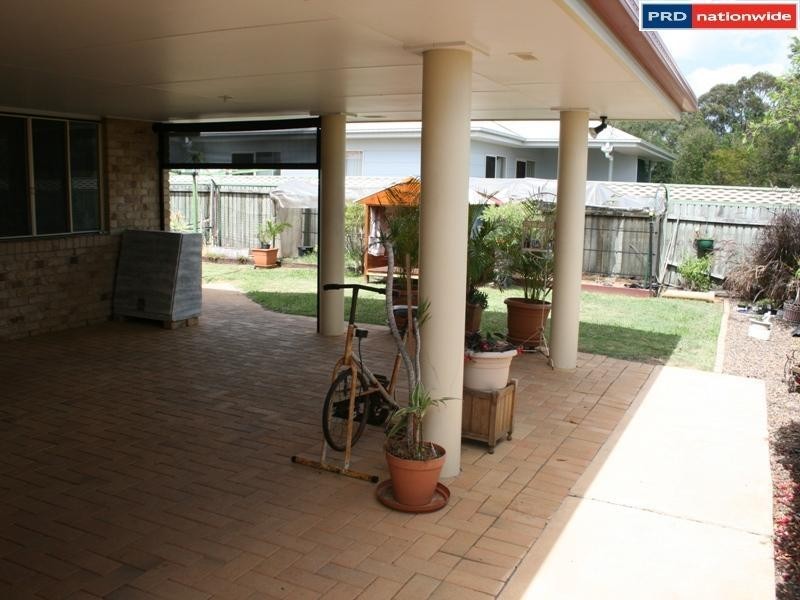 32 Oleander Ave, Scarness QLD 4655