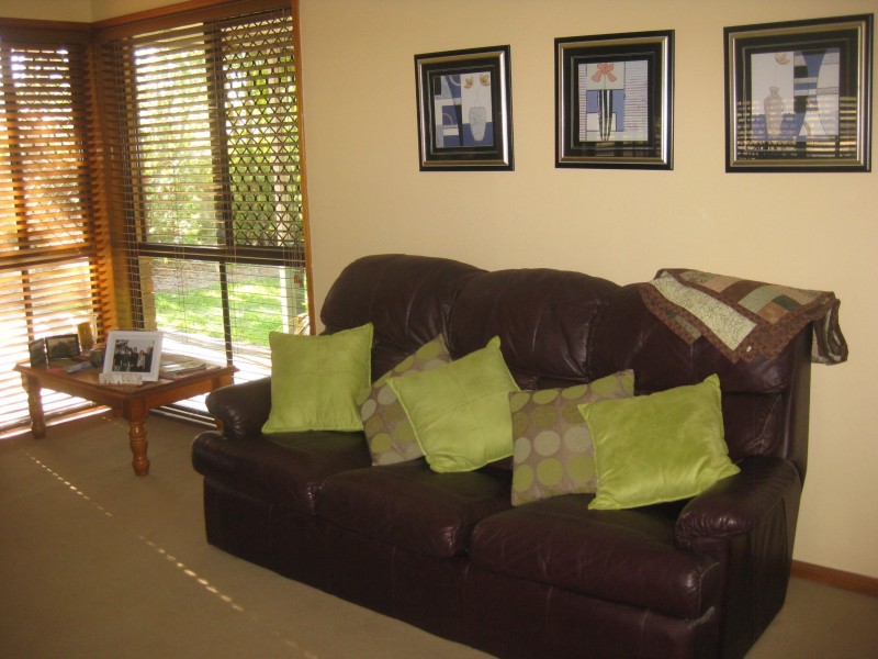 27 Honeysuckle Avenue, Kawungan QLD 4655