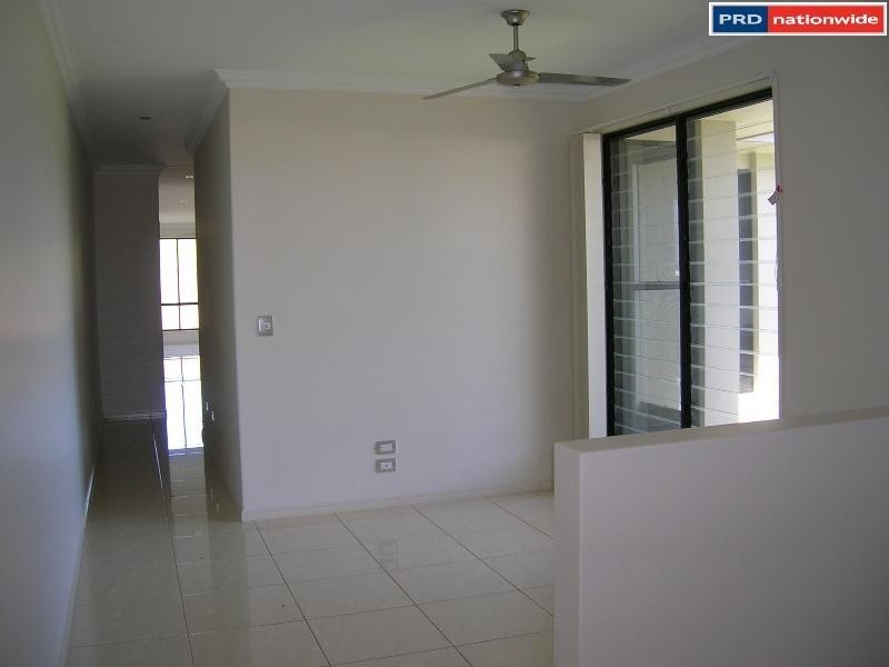 11 Ripley Avenue, Pialba QLD 4655