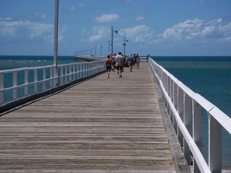 24 King Street, Urangan QLD 4655