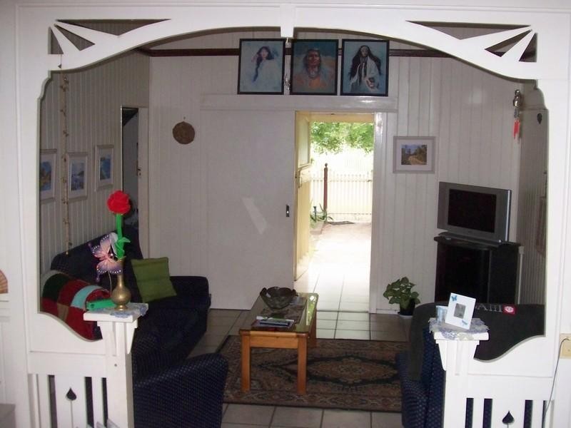 24 King Street, Urangan QLD 4655