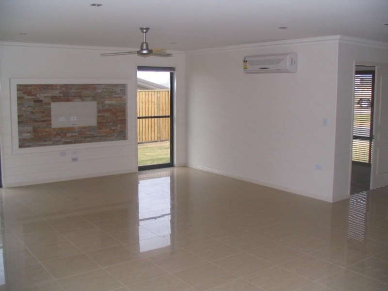 17 Bay Park Road, Kawungan QLD 4655