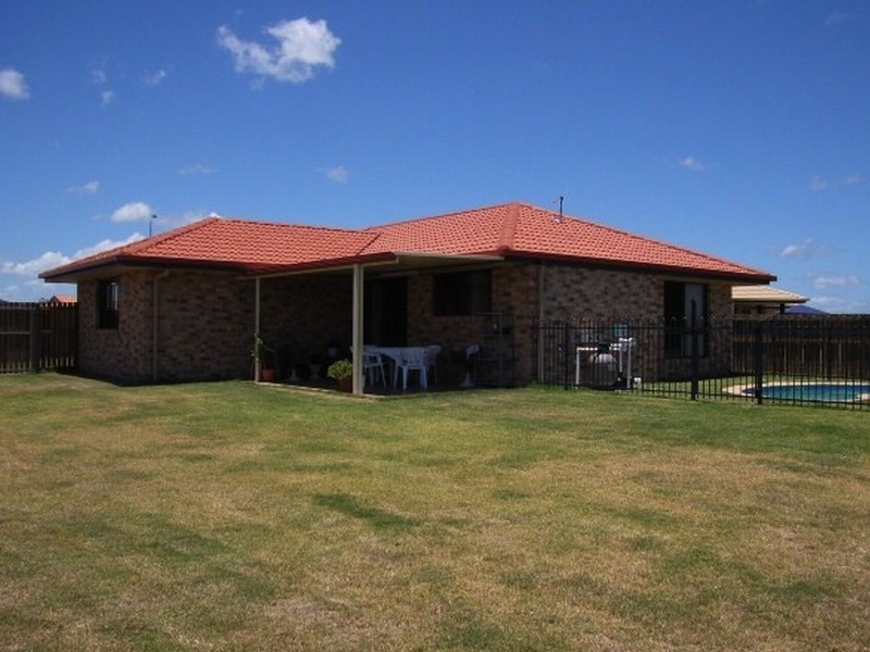 11 Carlisle Court, Kawungan QLD 4655