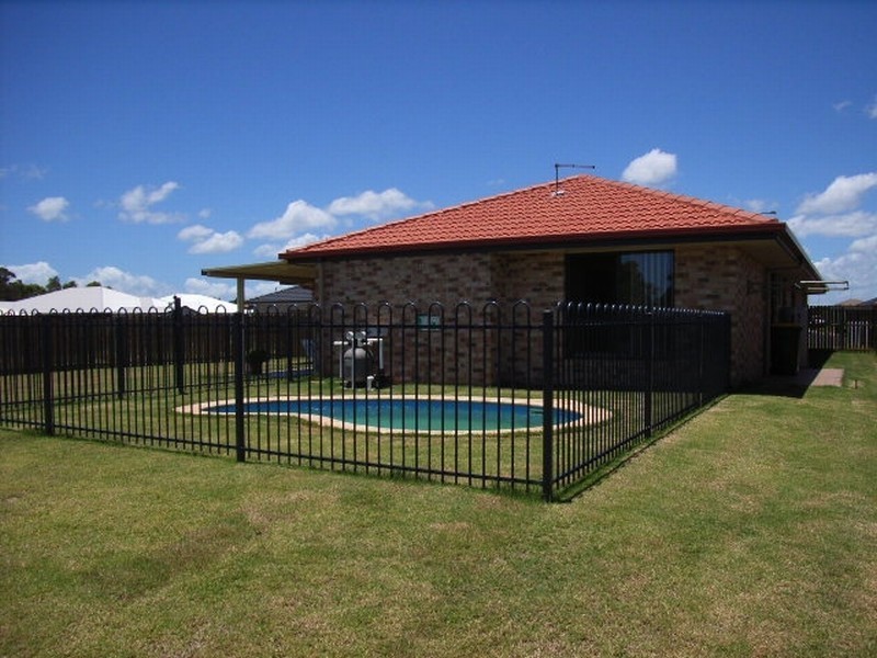 11 Carlisle Court, Kawungan QLD 4655