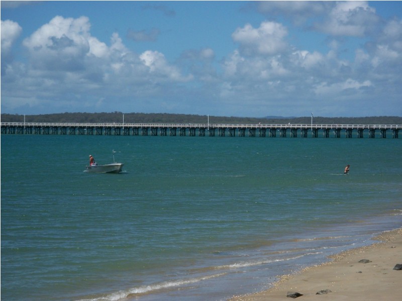 2/5 Daintree Drive, Urangan QLD 4655