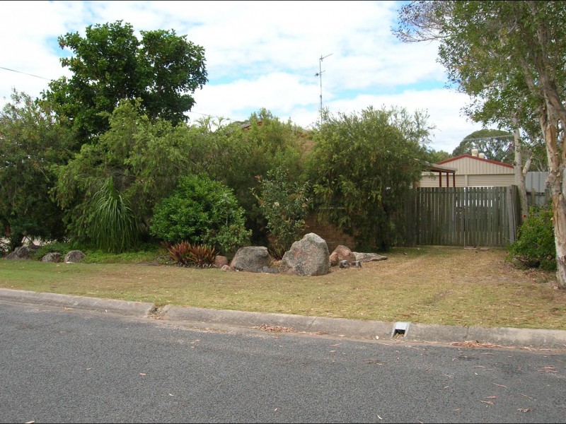 10 Drummond Street, Urangan QLD 4655