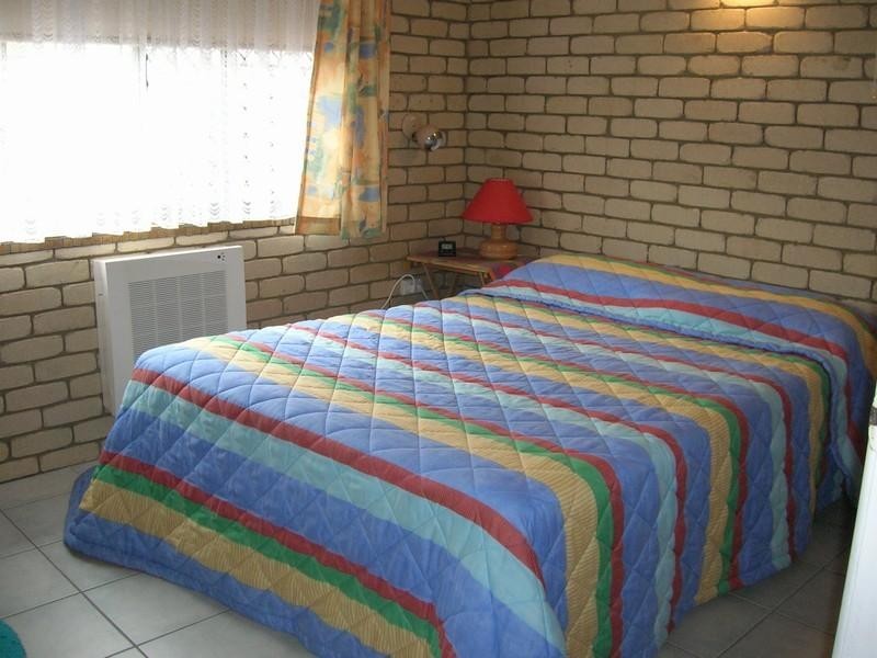 Unit 4 428a Esplanade, Torquay QLD 4655