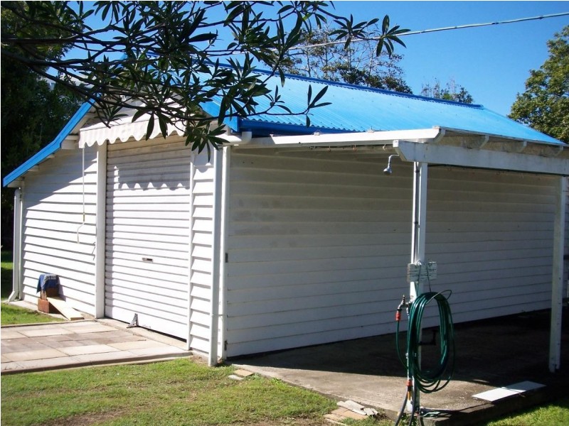 16 King Street, Urangan QLD 4655