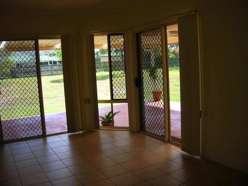 3 Lucyanne Court,, Urangan QLD 4655