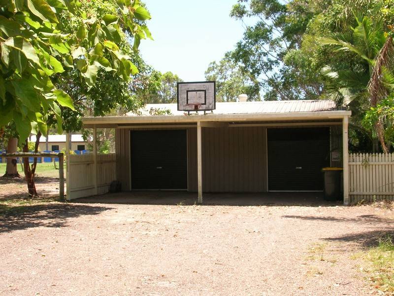 15 Senorita Parade, Urangan QLD 4655