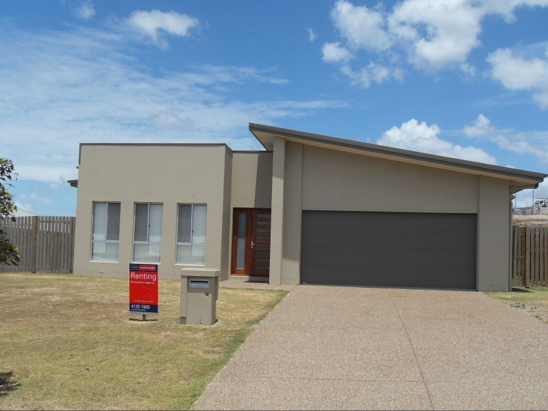 18 Teresa Street, Kawungan QLD 4655
