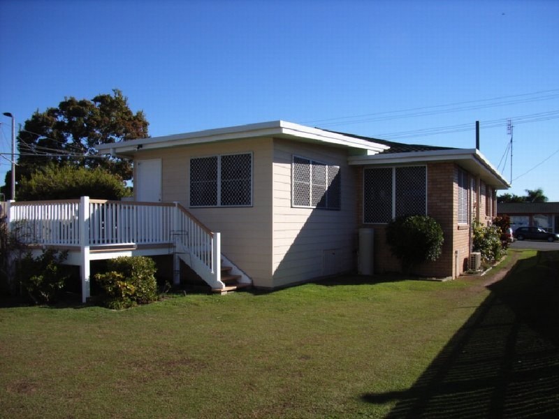 52 Taylor Street, Pialba QLD 4655
