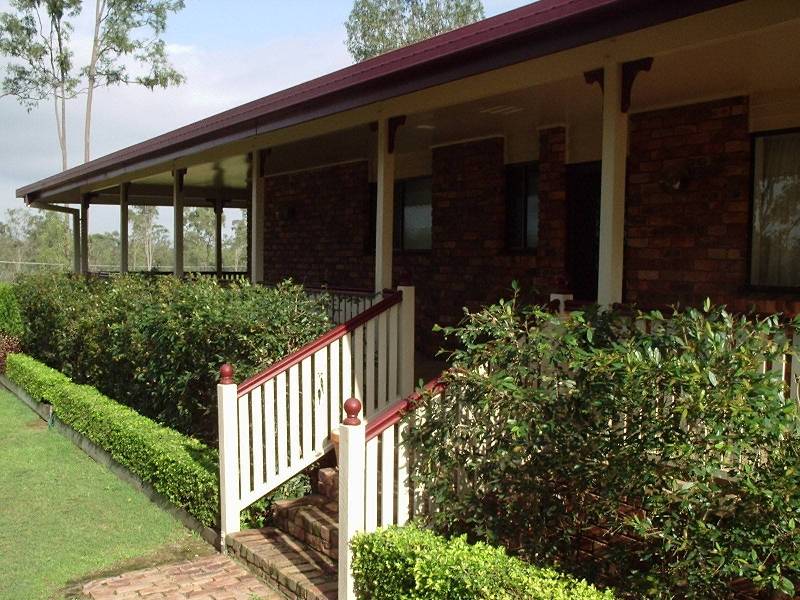 21 Arnold Street, Wulkuraka QLD 4305