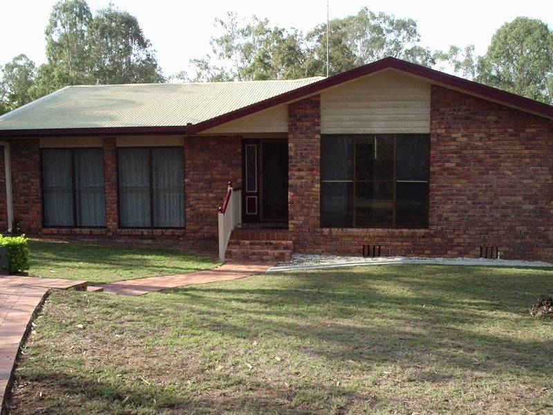 21 Arnold Street, Wulkuraka QLD 4305