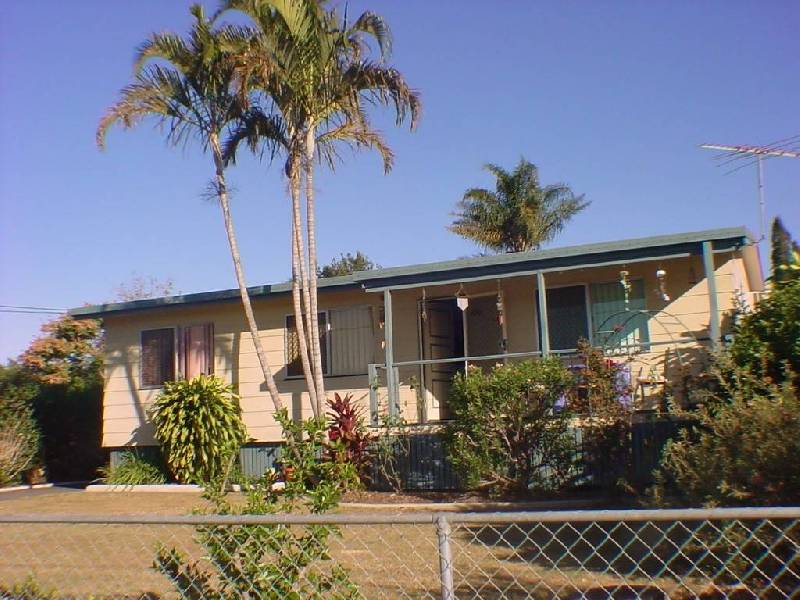 22 Nelson Street, Bundamba QLD 4304