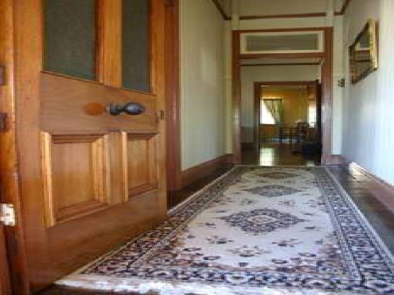 22 Roderick Street, Ipswich QLD 4305