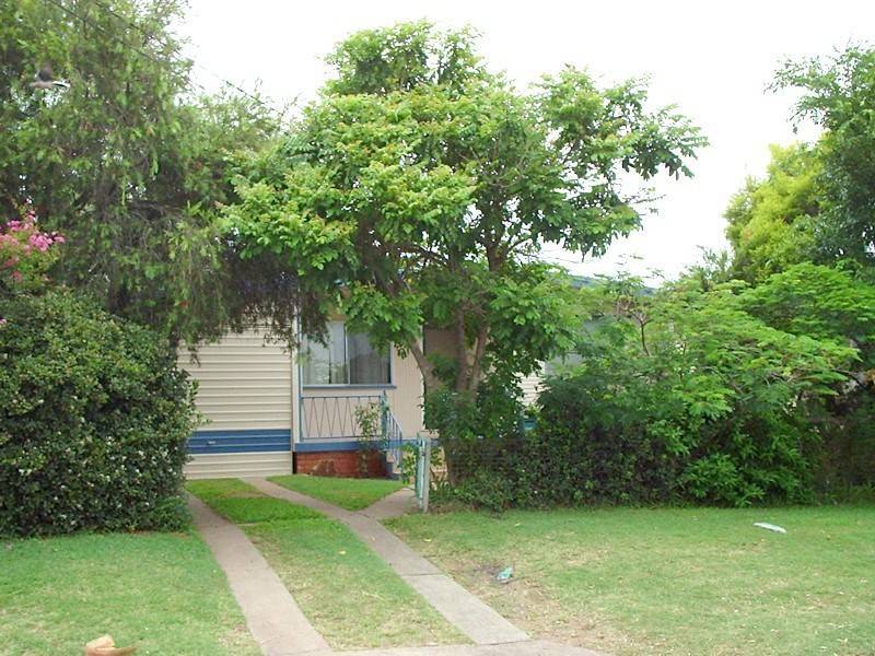 34 Perry Street, Churchill QLD 4305