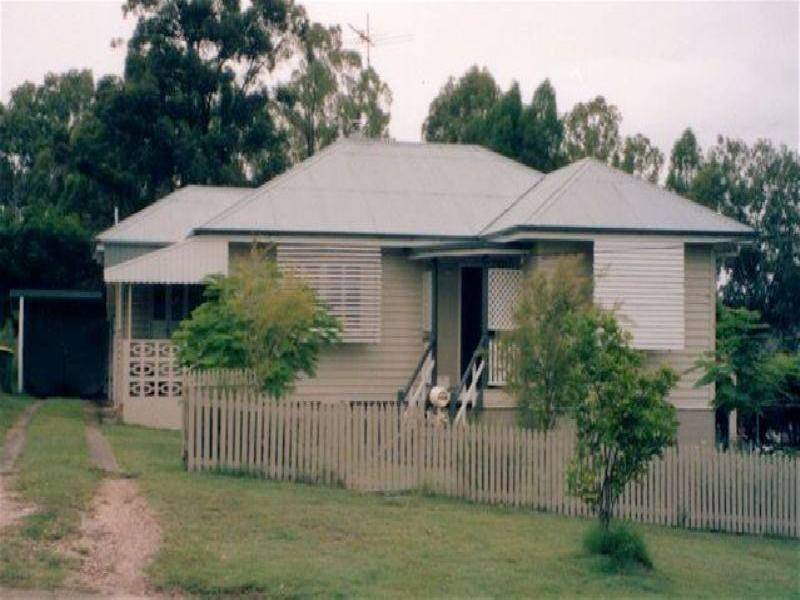 38 Ferrett Street, Sadliers Crossing QLD 4305