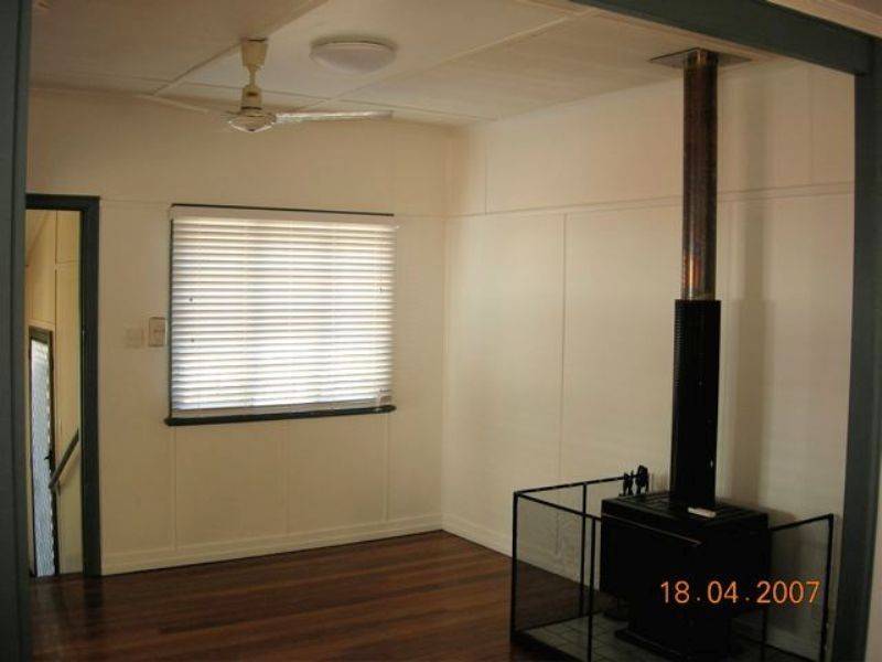 38 Ferrett Street, Sadliers Crossing QLD 4305