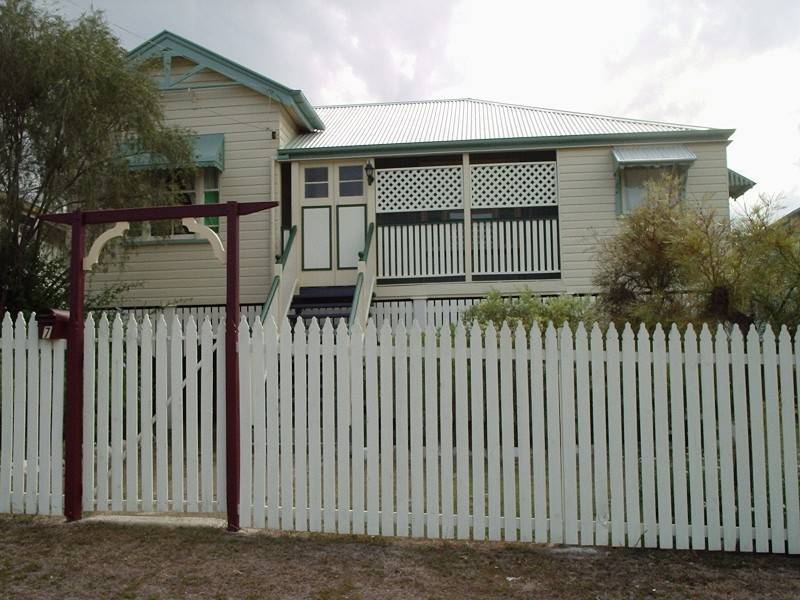 7 Gibbon Street, East Ipswich QLD 4305