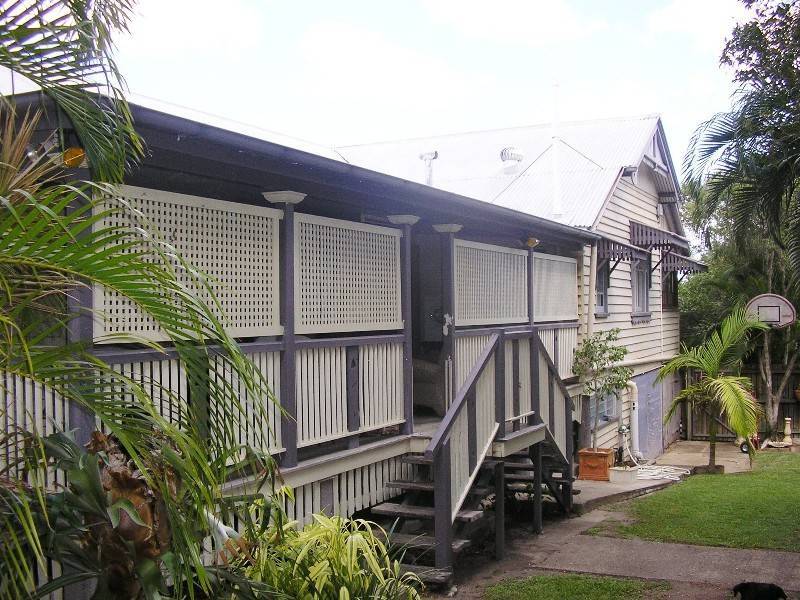 9 Arthur Street, Woodend QLD 4305