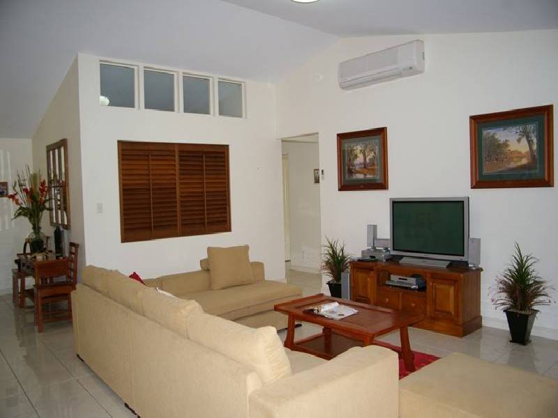 15 Alexandra Close, Flinders View QLD 4305