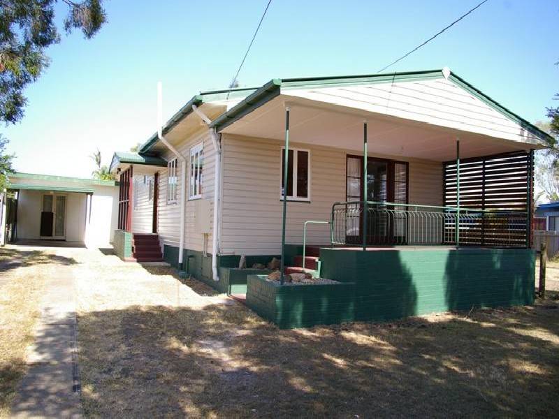 11 Selwyn Street, North Booval QLD 4304