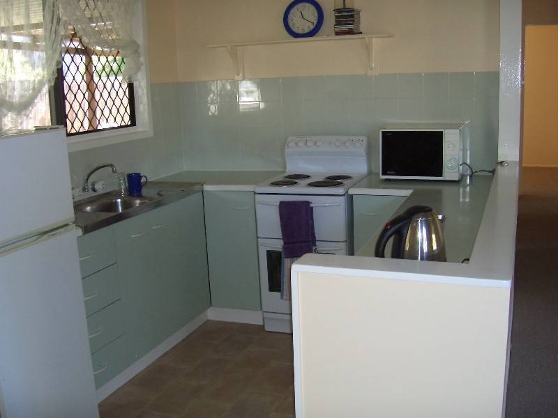 38 Phyllis Street, Eastern Heights QLD 4305