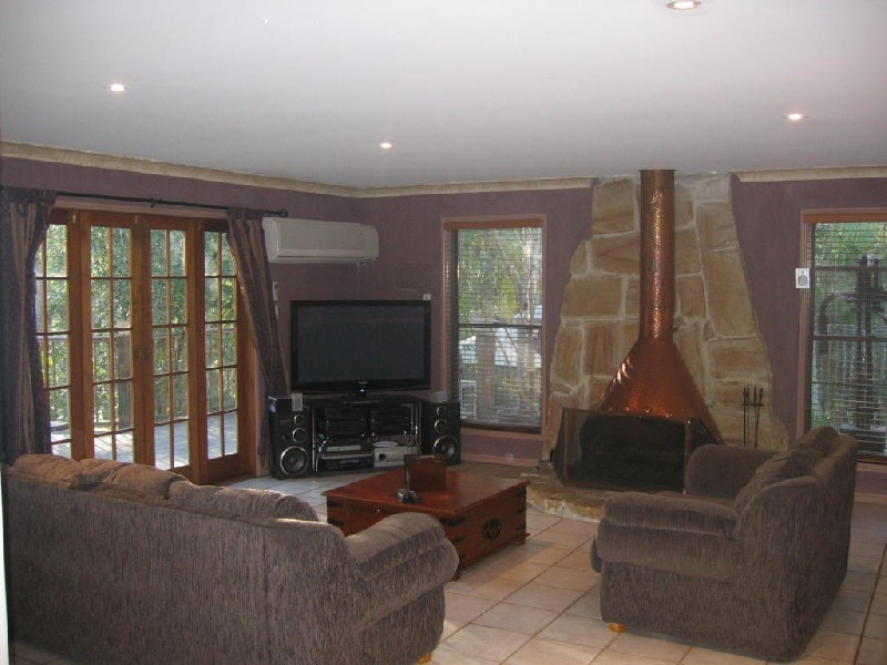 Eatons Hill QLD 4037